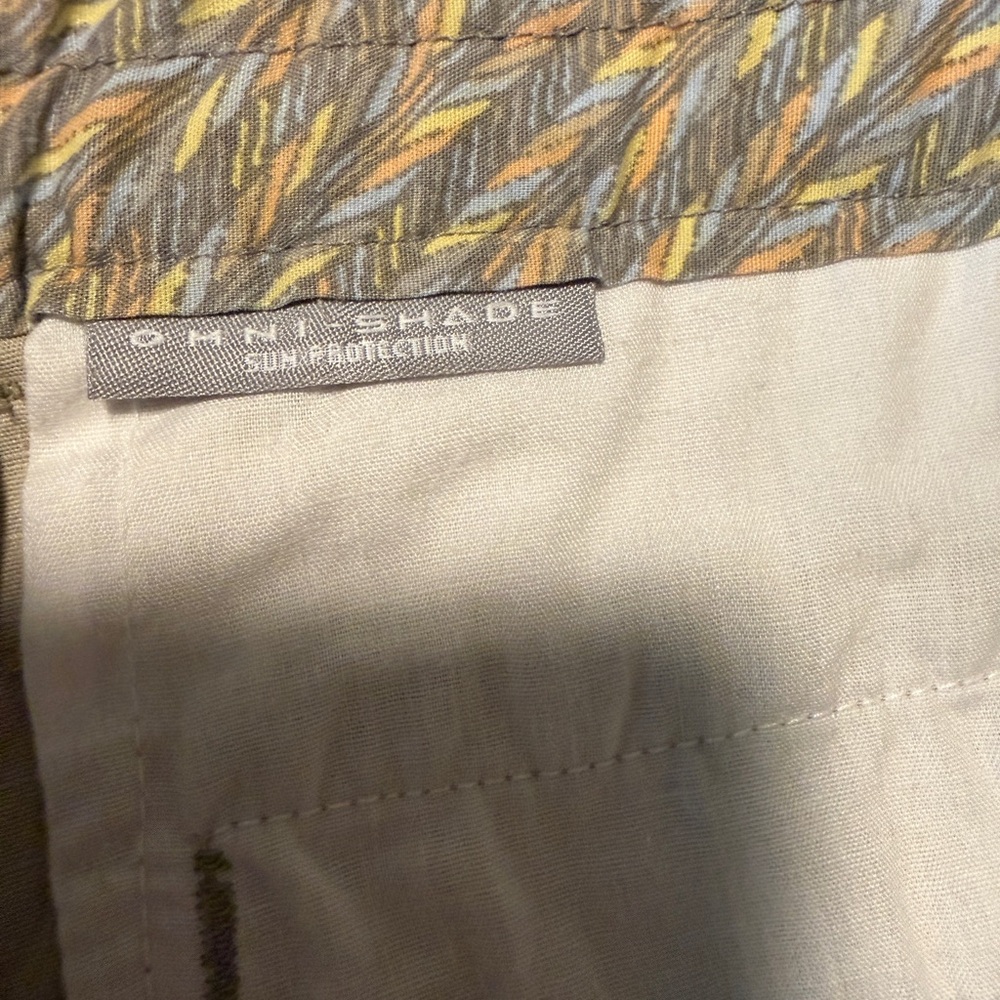 Columbia Omni Shade Khaki Cargo Shorts Size 12W - Picture 3 of 12